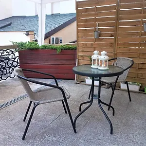 neoapartments-rynek-pod-gryfami.hotelswroclaw.com/